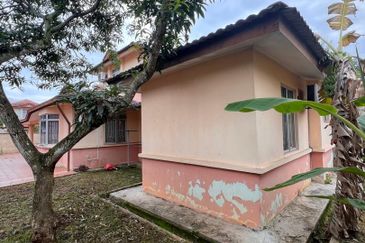 Taman Tasik Semenyih (Lake Residence)