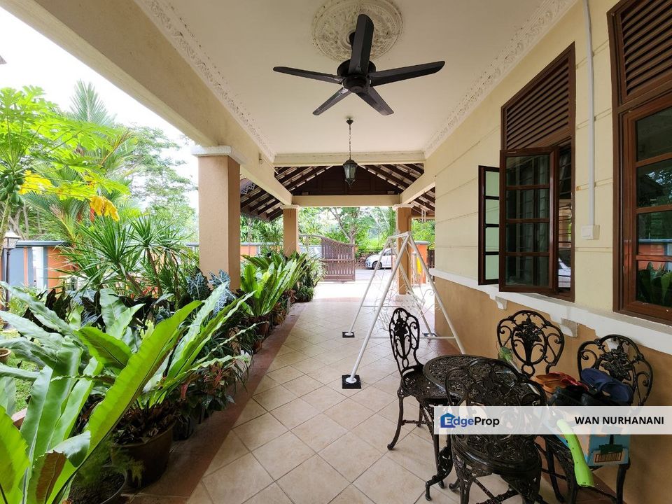 Kota Seriemas Nilai Negeri Sembilan 2 Storey Bungalow RENOVATED, Negeri Sembilan, Nilai