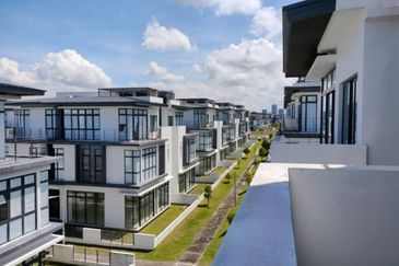 Senna Residence Presint 12