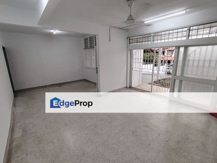 Seksyen 1 Bandar Baru Bangi Double Storey Terrace REFURBISHED & REPAINT, Selangor, Bangi