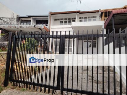 Seksyen 1 Bandar Baru Bangi Double Storey Terrace REFURBISHED & REPAINT, Selangor, Bangi