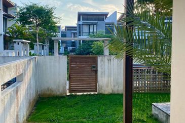 Mozart, Symphony Hills