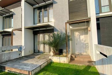 Mozart, Symphony Hills