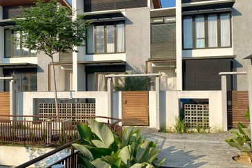 Mozart, Symphony Hills