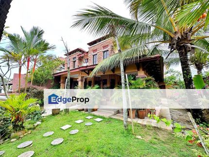 Bandar Nusaputra Puchong Double Storey Terrace END LOT with EXTRA LAND BELOW MV , Selangor, Puchong South