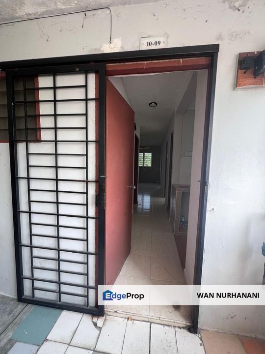 Apartment Sri Malaysia Bandar Tasik Selatan Sungai Besi KL RENOVATED CORNER ADA LIFT For Sale, Kuala Lumpur, Sungai Besi