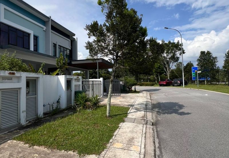 Banyas @ Setia EcoHill 2