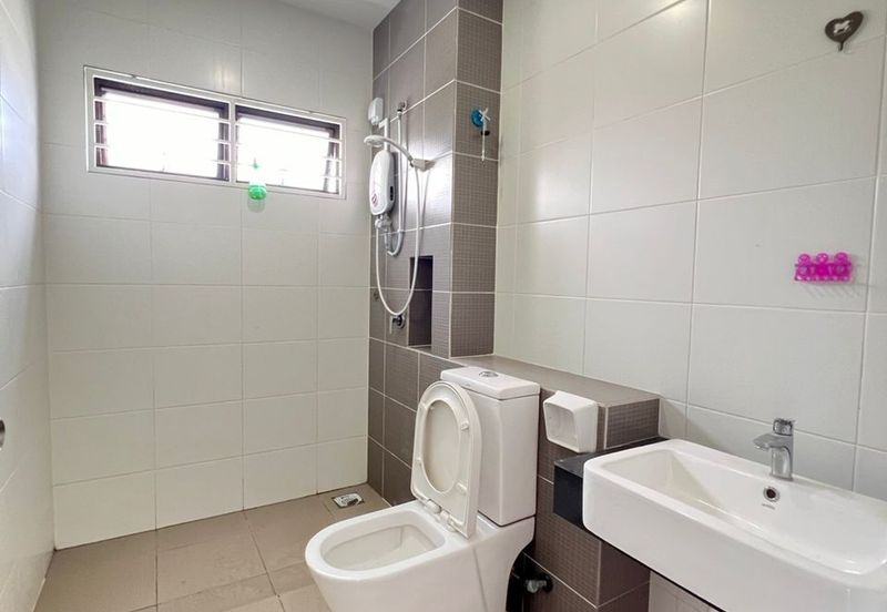 Banyas @ Setia EcoHill 2