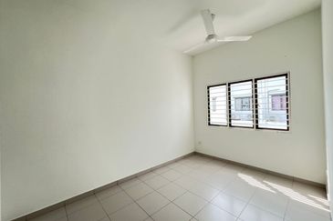 Banyas @ Setia EcoHill 2