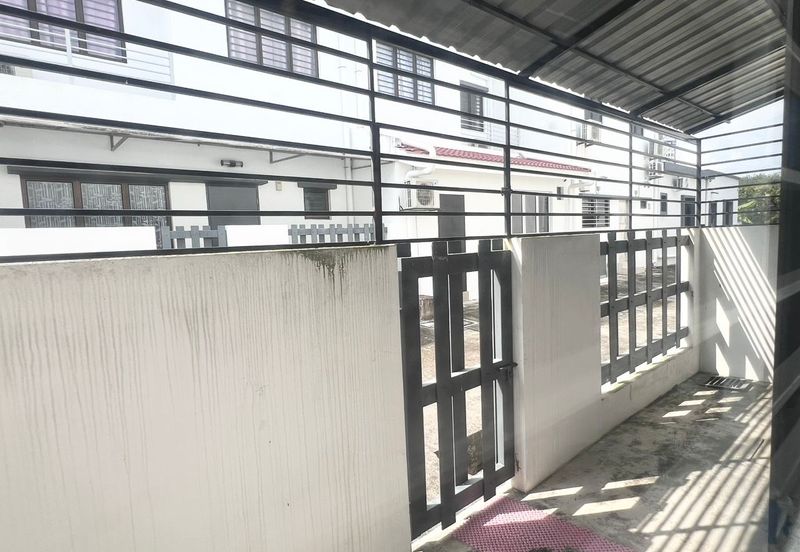 Banyas @ Setia EcoHill 2