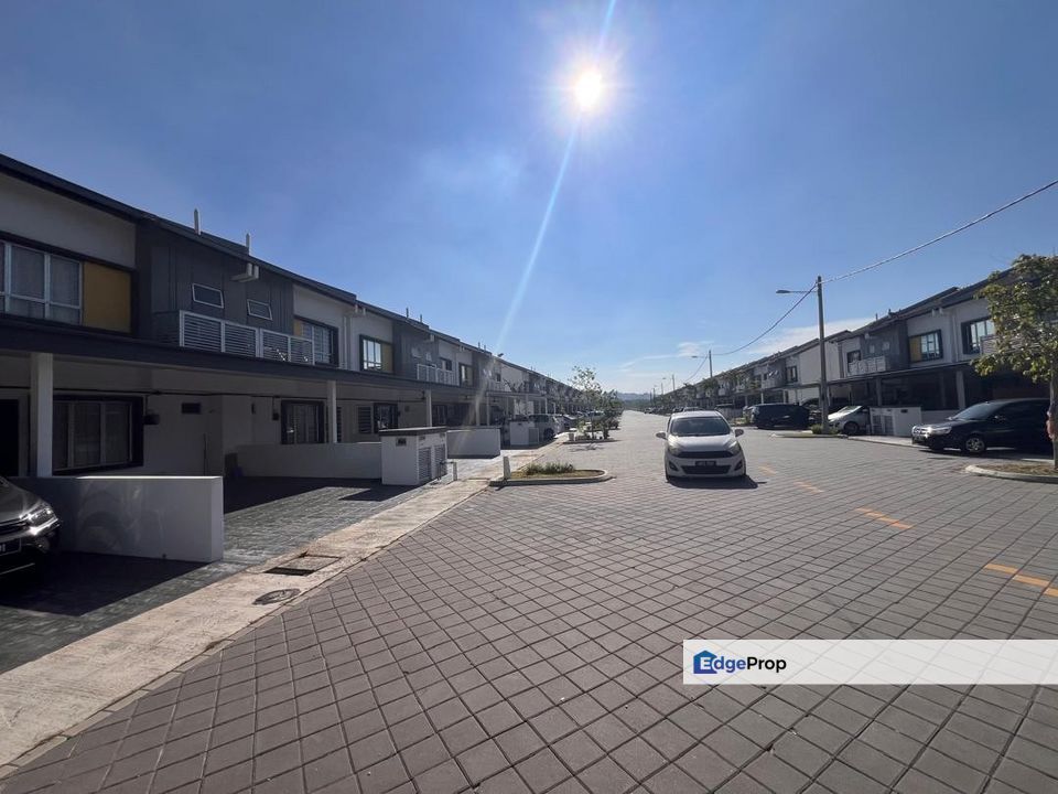  Kita Harmoni Cybersouth Cyberjaya Double Storey Terrace House MURAH  For Sale, Selangor, Cyberjaya