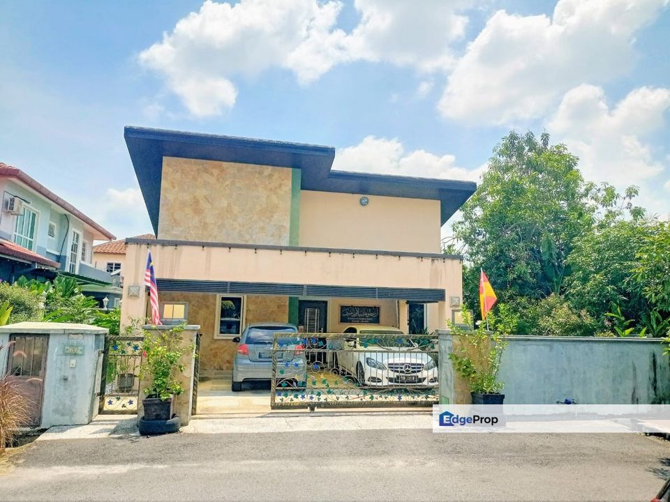 Bangi Villa 1.5 Storey Individual Design Bungalow BEAUTIFUL  (End Lot Cul De Sac), Selangor, Bangi