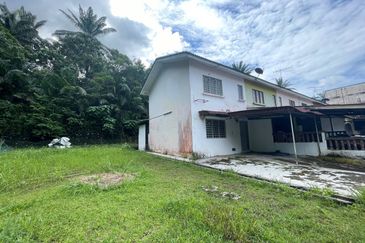 Taman Tasik Semenyih (Lake Residence)