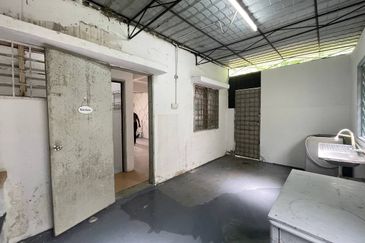 Taman Tasik Semenyih (Lake Residence)