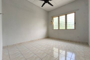 Taman Tasik Semenyih (Lake Residence)