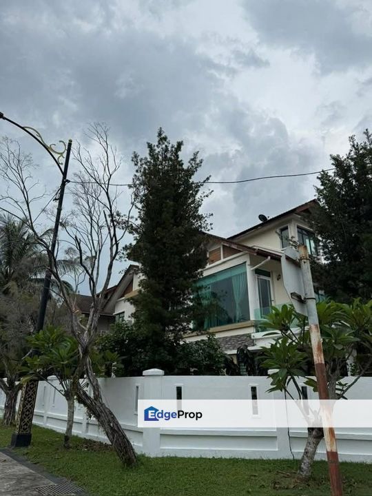 Puncak Bangi Seksyen 6 Bandar Baru Bangi  2.5 Storey Semi D GATED GUARDED For Rent , Selangor, Bangi