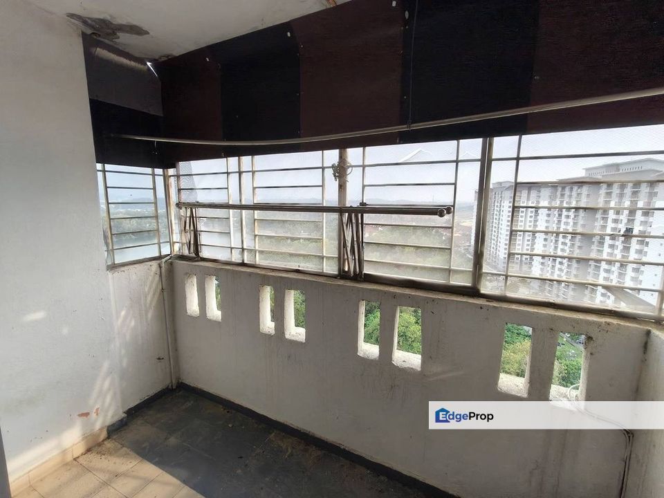 Laguna Biru 1 Apartment Taman Tasik Biru Kundang Rawang MURAH For Sale, Selangor, Rawang