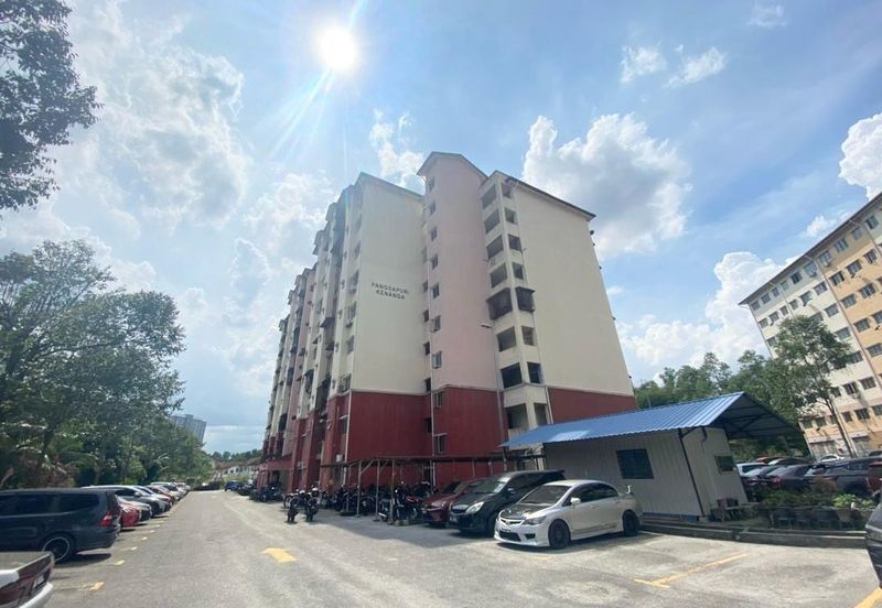 Pangsapuri Kenanga, Semenyih