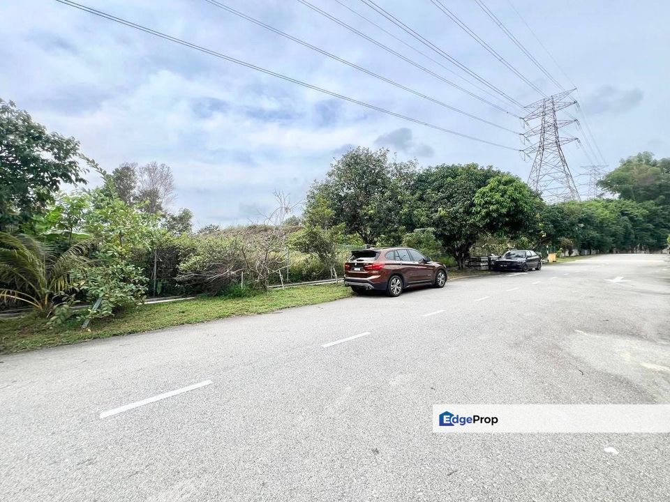 Taman Salak Perdana Sepang Double Storey END LOT For Sale , Selangor, Sepang