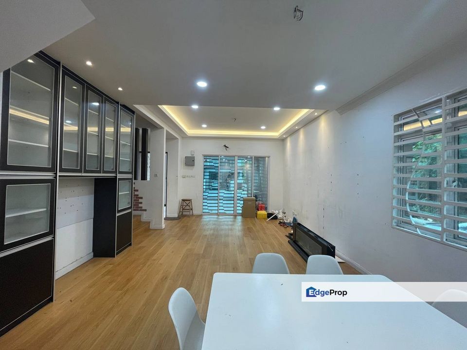 Taman Seri Bestari Sepang Double Storey END LOT FULLY RENO & EXTENDED For Sale, Selangor, Sepang