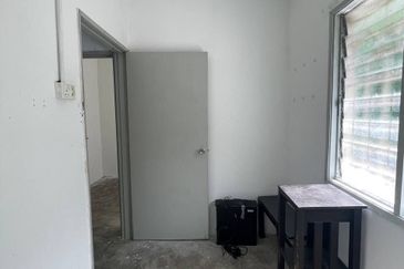 Taman Tasik Semenyih (Lake Residence)