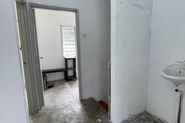 Taman Tasik Semenyih (Lake Residence)