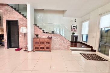 Bangi Lakehill Villas