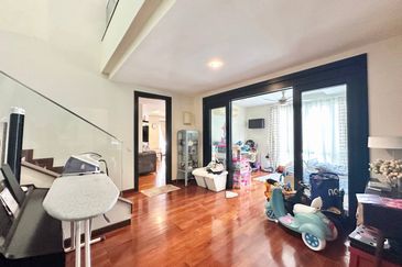 Bangi Lakehill Villas