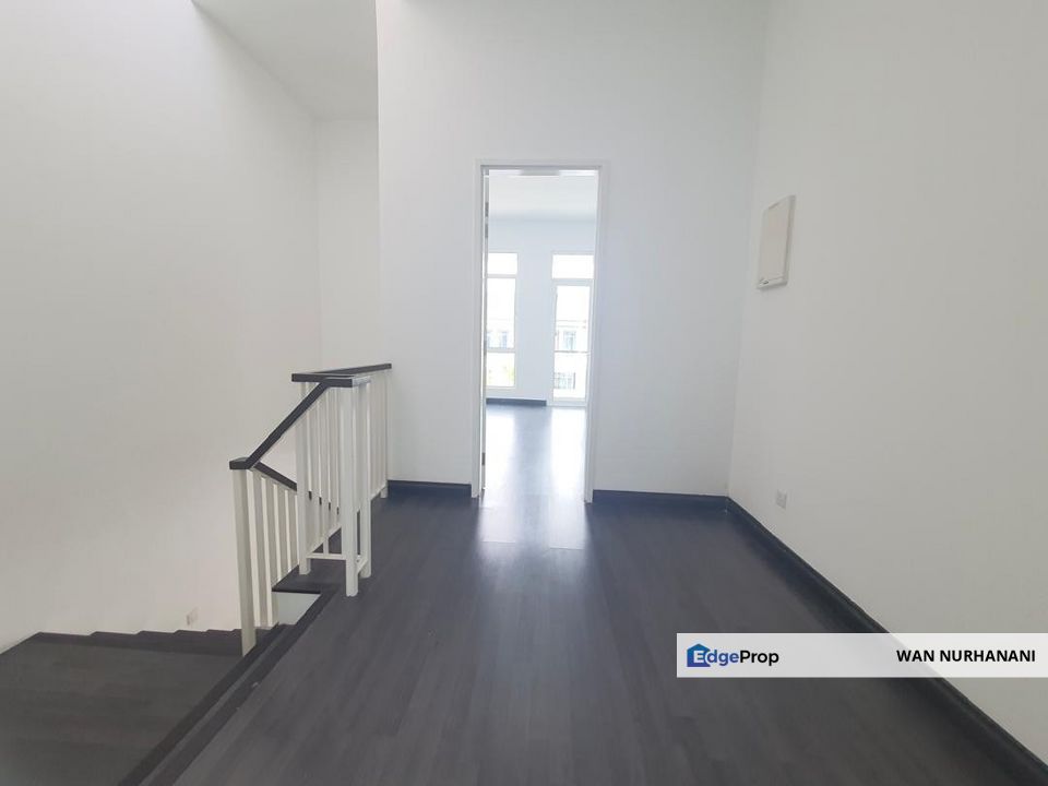 Merrydale Eco Majestic Semenyih Double Storey FREEHOLD LIKE NEW  Terrace For Sale, Selangor, Semenyih