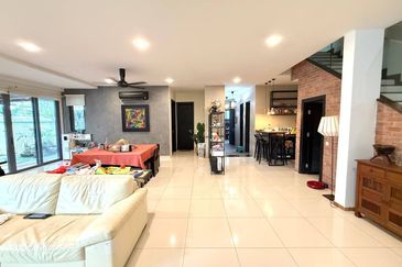 Bangi Lakehill Villas