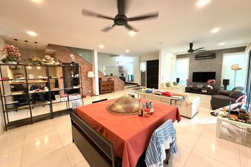 Bangi Lakehill Villas