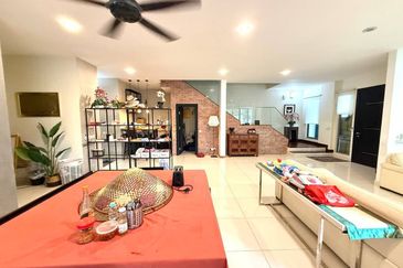 Bangi Lakehill Villas