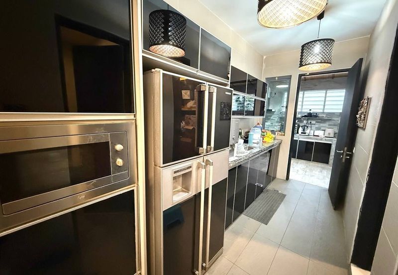 Bangi Lakehill Villas