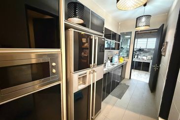 Bangi Lakehill Villas