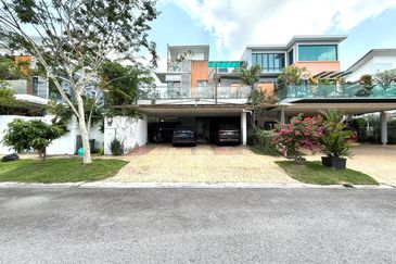 Bangi Lakehill Villas