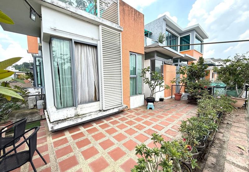 Bangi Lakehill Villas