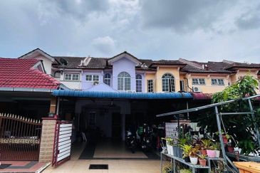 Persiaran Puncak Alam 6 