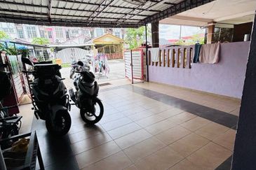 Persiaran Puncak Alam 6 