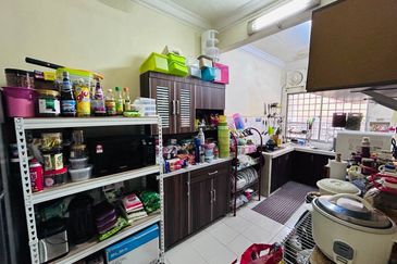 Persiaran Puncak Alam 6 