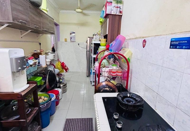 Persiaran Puncak Alam 6 