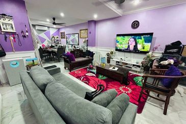 Persiaran Puncak Alam 6 