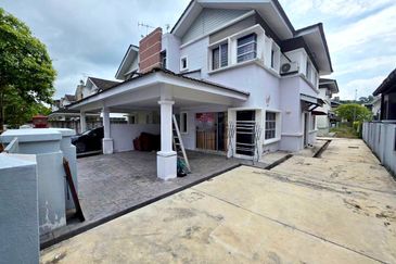 Taman Tasik Semenyih (Lake Residence)