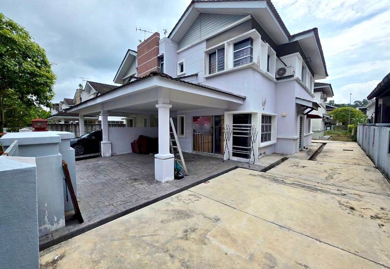 Taman Tasik Semenyih (Lake Residence)