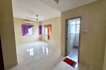 Taman Tasik Semenyih (Lake Residence)