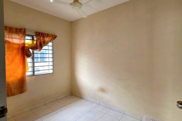 Taman Tasik Semenyih (Lake Residence)