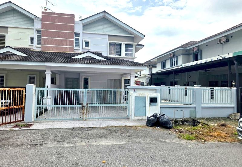 Taman Tasik Semenyih (Lake Residence)