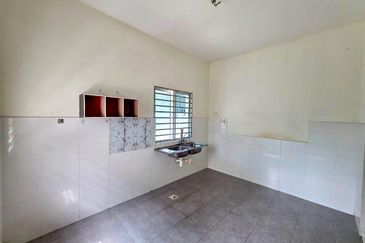 Taman Tasik Semenyih (Lake Residence)