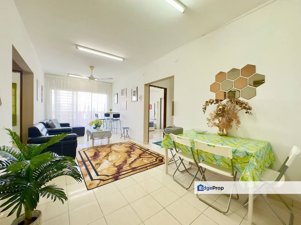 Laguna Biru 1 Apartment Taman Tasik Biru Kundang Rawang FULLY FURNISHED FACING TASIK  BELOW MV For Sale, Selangor, Rawang