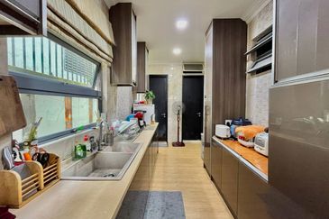 Bangi Lakehill Villas