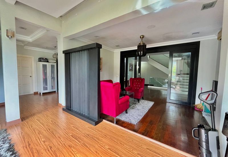 Bangi Lakehill Villas